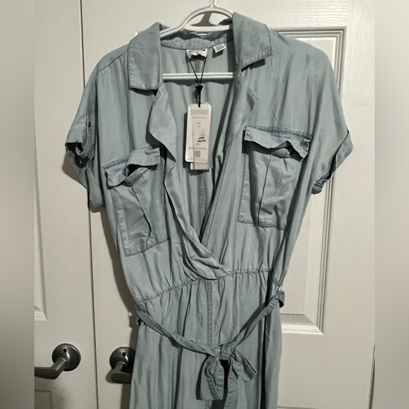 Noisy May Chambray jumpsuit with belt. - Picture 6 of 7